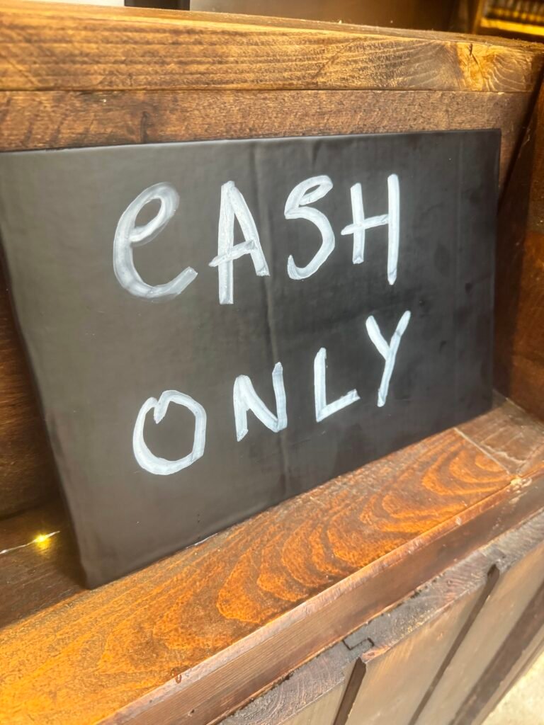 Cash_only_sign_riquewihr_france